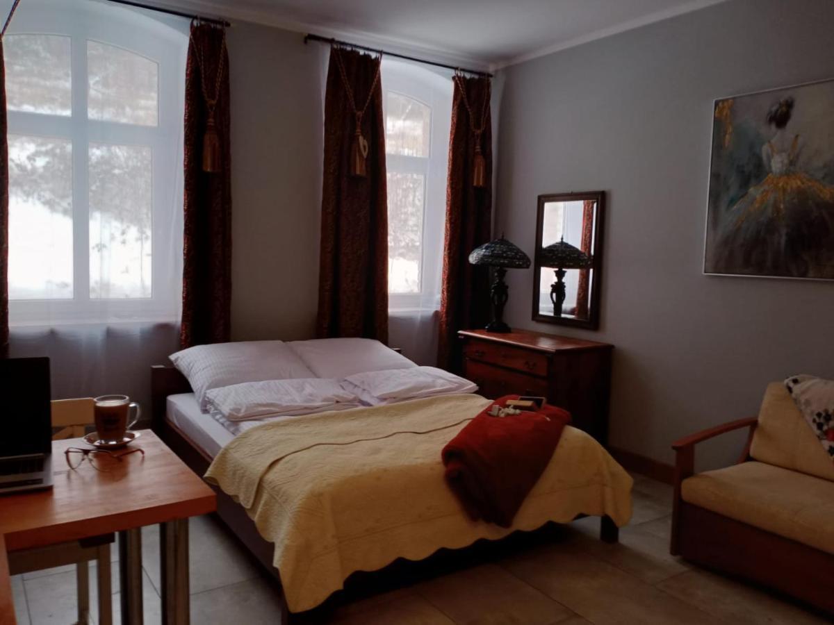 Sunny Bear Bed & Breakfast Jelenia Gora Exterior photo